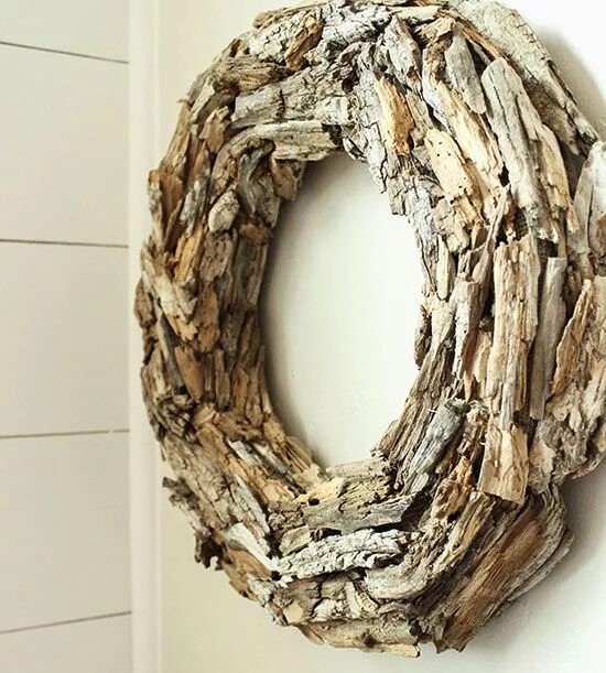 Поделки из коры дерева своими руками фото 32 Fall Wreaths That Showcase Nature's Bounty Driftwood wreath, Fall wreaths, Wr