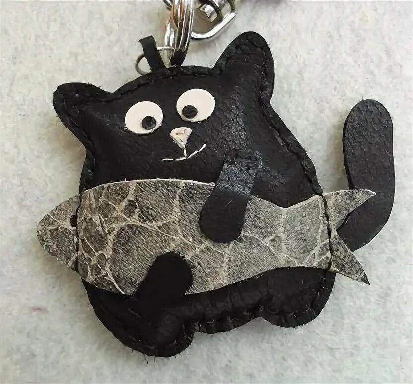 Поделки из кожи своими руками фото Pin op Брелок Lederen handtassen, Lederen etui, Sleutelhanger