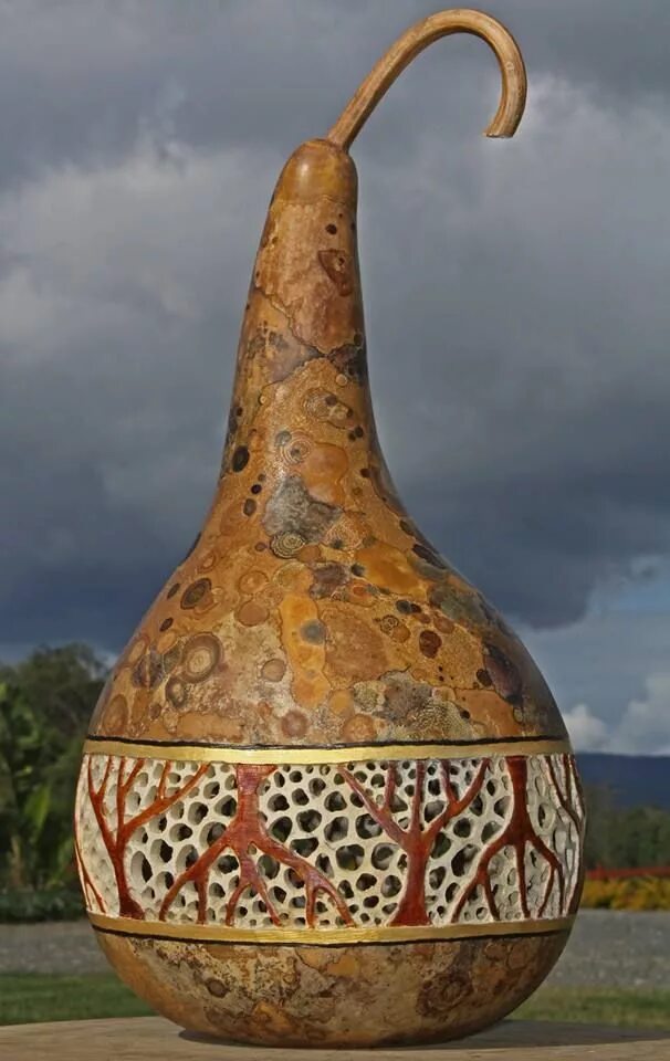 Поделки из лагенарии фото Natural Gourd tree carving Gourds, Calabash gourd, Gourd art