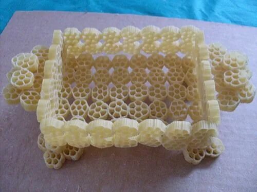 Поделки из макарон фото 500x375, 52Kb) Lavoretti con la pasta, Creatività, Pasta