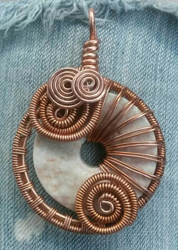 Поделки из медной проволоки своими руками фото Multi-spiral Wrap with Weave Wire wrapped jewelry, Wire jewelry designs, Wire je