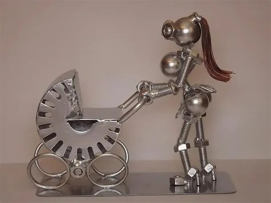 Поделки из металла с помощью сварки фото Robot mother and baby sculpture. Металлообработка, Металлические скульптуры, Про