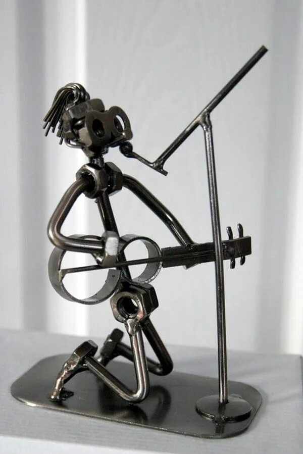 Поделки из металла с помощью сварки фото 40 Mechanical Nuts And Bolts Art Ideas Welding art projects, Rustic metal wall a