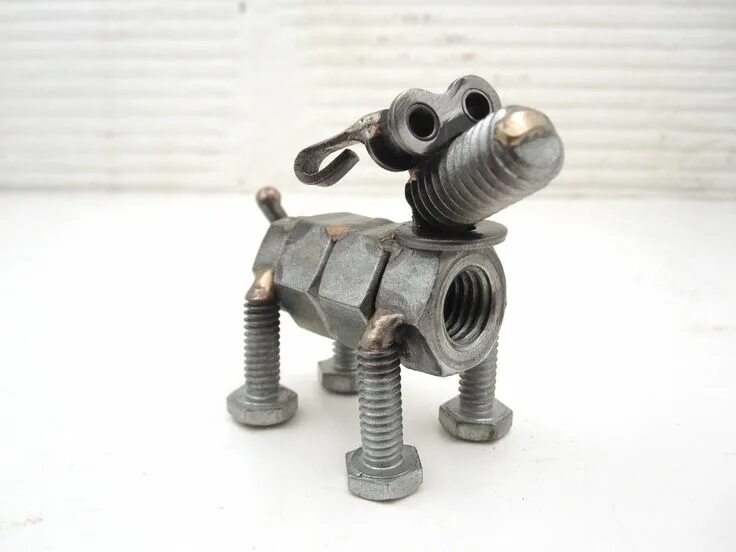 Поделки из металла с помощью сварки фото Nuts and Bolts Dog Sculpture Scrap metal art, Metal art diy, Metal art welded