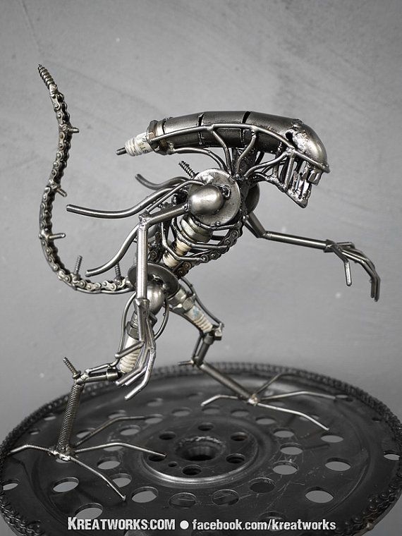Поделки из металла сваркой фото Mini Metal Monster : Tail up small Item - Etsy Metal sculpture, Metal art, Scrap