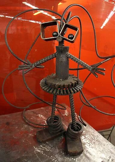 Поделки из металла сваркой фото Bay Area artists create with found and recycled objects Металлические поделки, И