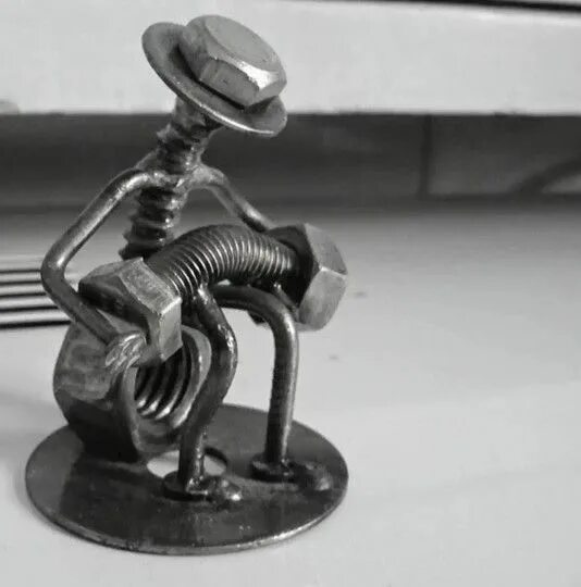 Поделки из металла своими руками сварка фото Pin by mark barnhill on monte carlo ss with stick shift Scrap metal art, Metal a