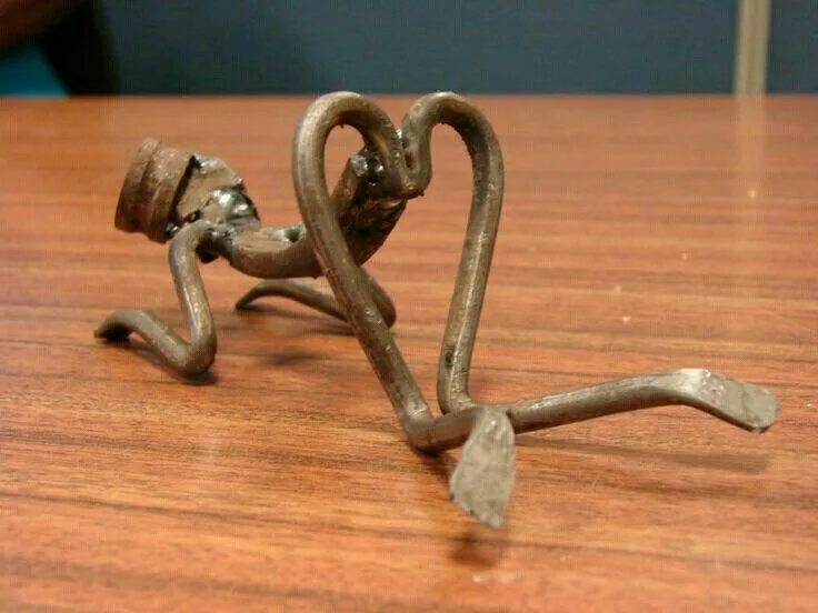 Поделки из металла своими руками сварка фото Pin by Carl Foster on Welding art projects in 2024 Diy furniture plans, Diy furn