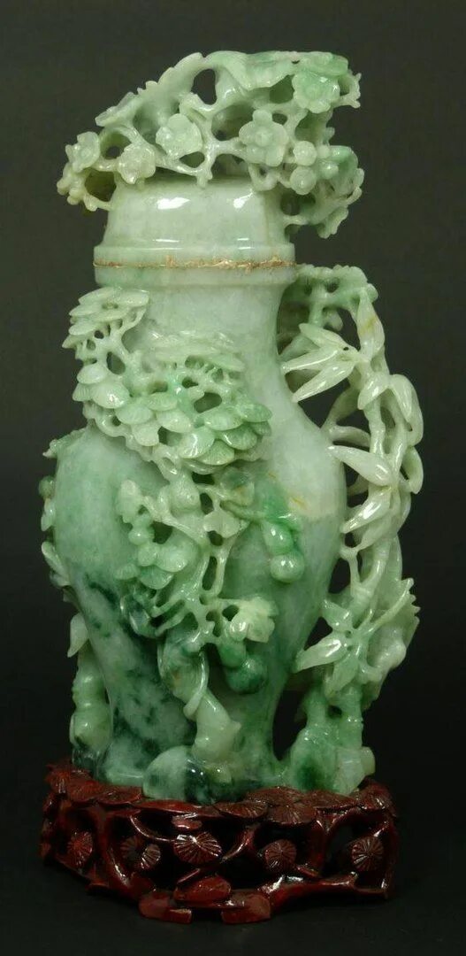 Поделки из нефрита фото Новости Jade carving, Carving, Gemstone art