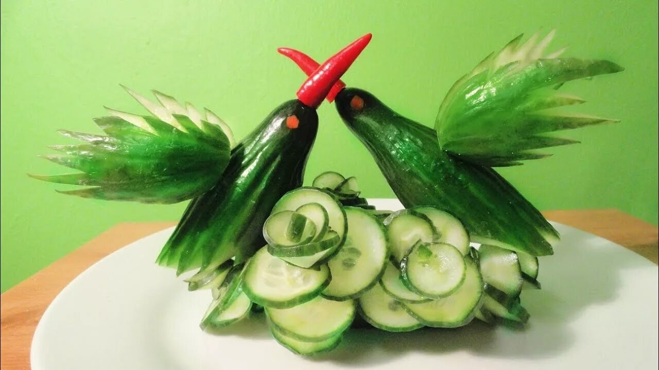 Поделки из огурцов фото Art In Cucumber Show - Fruit Carving Tutorial - Искусство огурцов Шоу-резьбы - Y