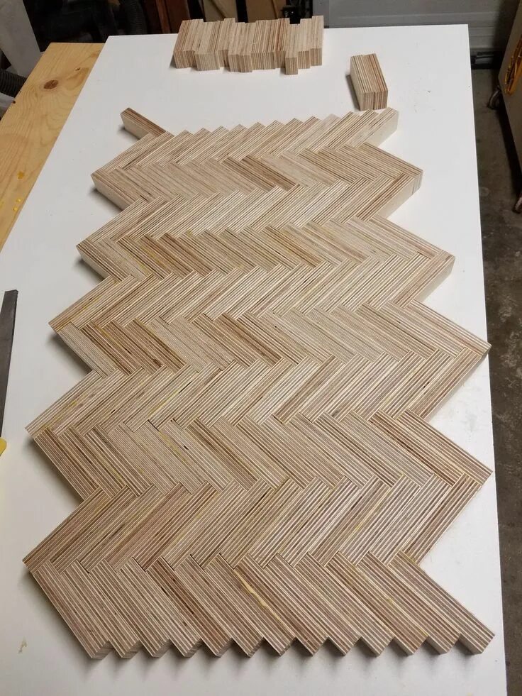 Поделки из паркета своими руками фото DIY MODERN PLYWOOD COUCHTISCH HERRINGBONE TOP OSO DIY #woodfurniture Plywood diy