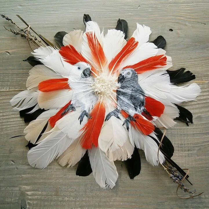 Поделки из перьев птиц фото Intricate Animal Portraits Painted on Delicate Feathers Feather painting, Painti