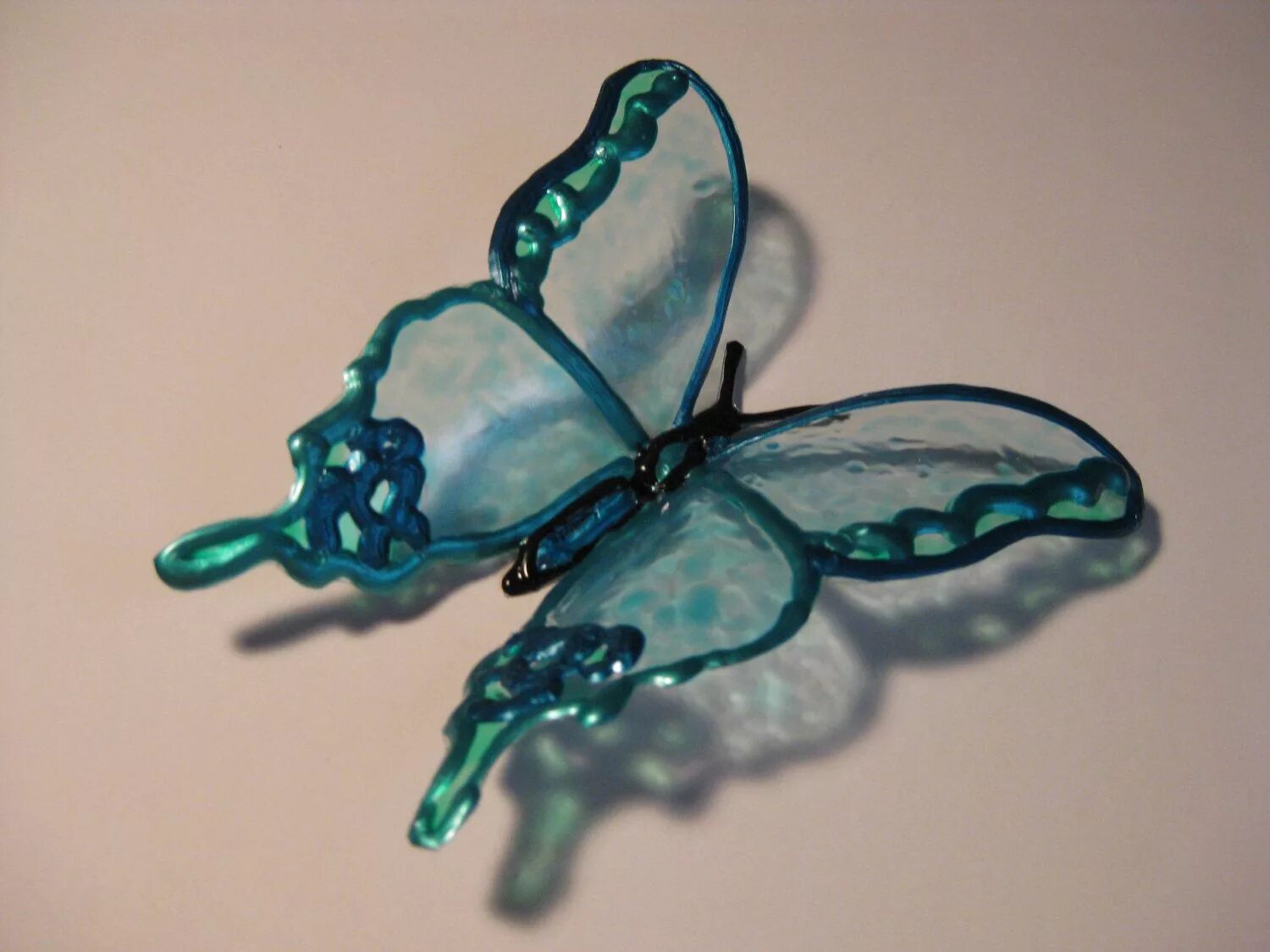 Поделки из пластика фото Decorative Butterflies Upcycled Plastic Bottle Art Etsy