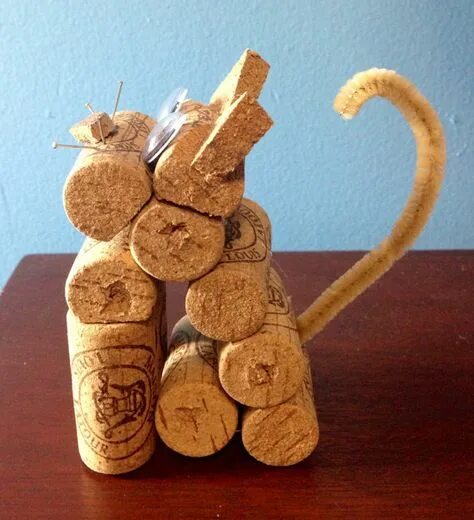 Поделки из пробки фото 21 Wine cork monogram ideas wine cork, wine cork crafts, cork crafts
