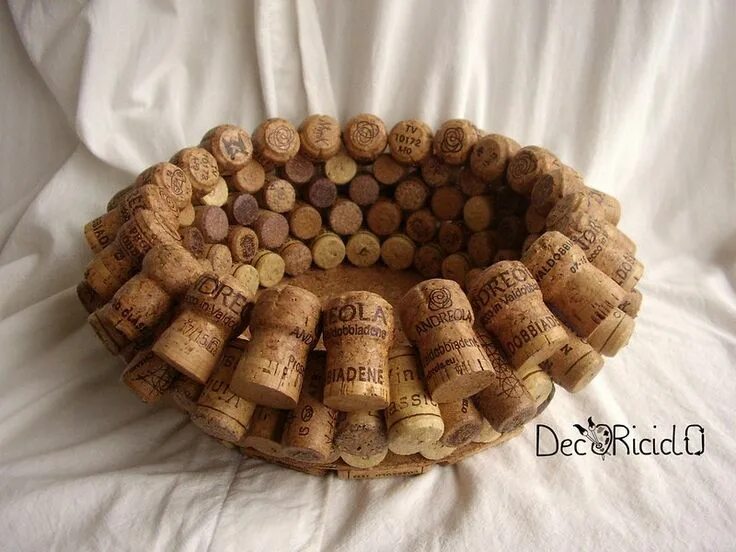 Поделки из пробок своими руками фото ciotola spumeggiante 1 Tappi di sughero, Artigianato con tappi di bottiglia, Cre