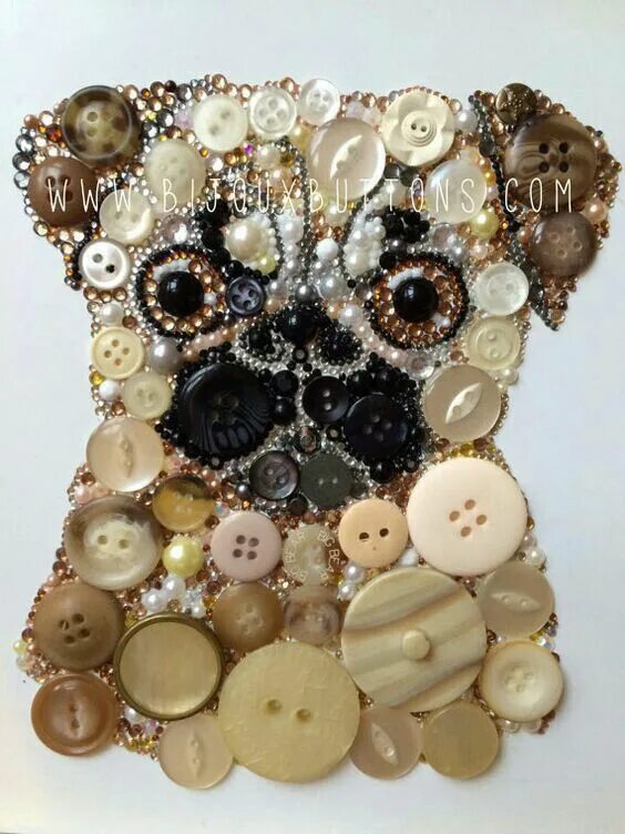 Поделки из пуговиц фото Pin by Julie Trottier on Wow! Button art, Button crafts, Button art projects