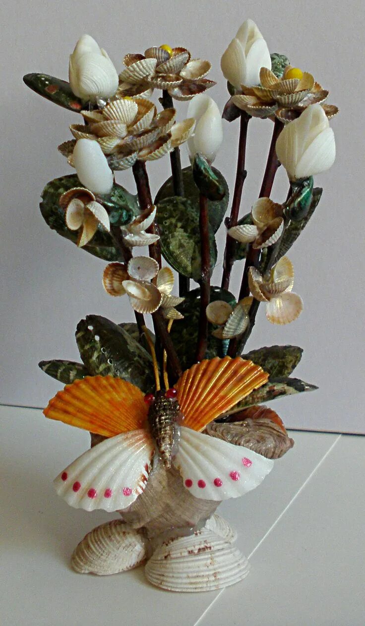 Поделки из ракушек фото Букет из ракушек Artesanía con conchas, Manualidades creativas, Manualidades