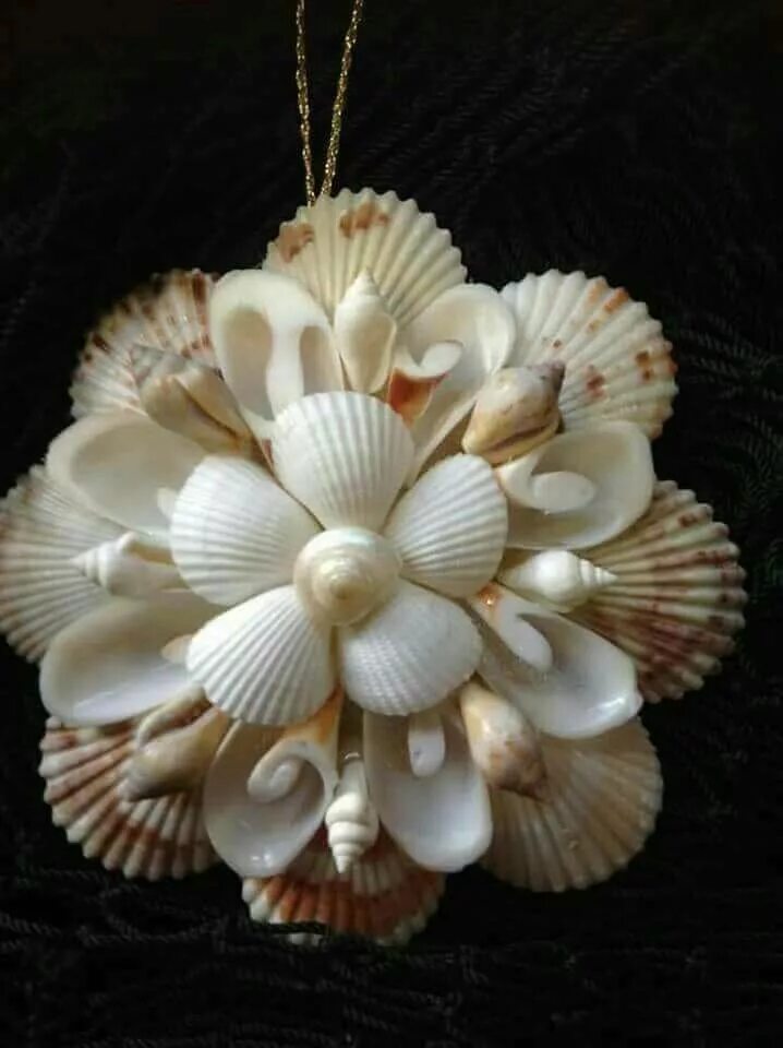 Поделки из ракушек пошагово с фото Pin by Melissa Snelson on manualidades Seashell christmas ornaments, Seashell cr