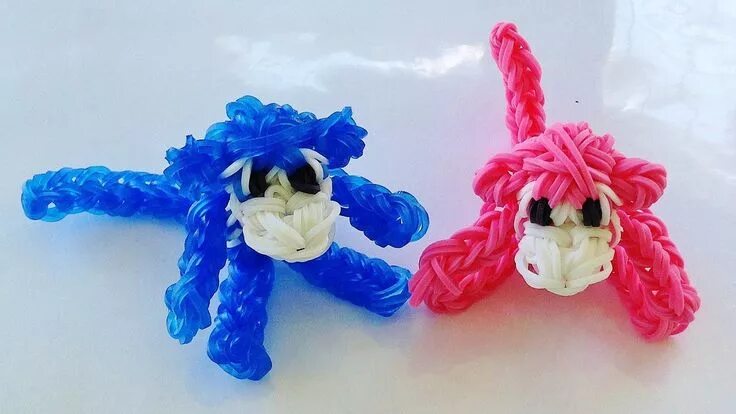 Поделки из резинок фото Rainbow Loom Charms 3D Monkey : How to make with loom bands Rainbow loom animals