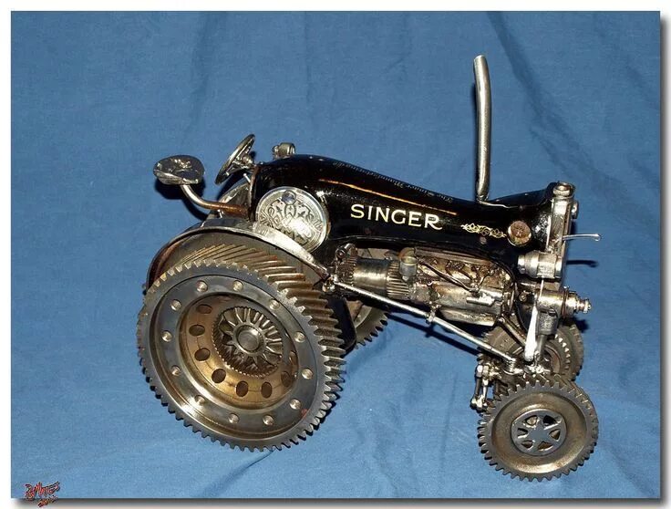 Поделки из швейных машин фото sewing machine tractor sewing machine tractors Sewing machine, Antique sewing ma