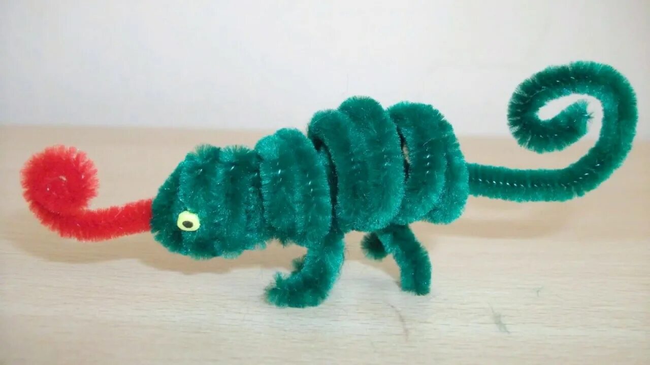 Поделки из синельной проволоки фото How to make a pipe cleaner chameleon - YouTube