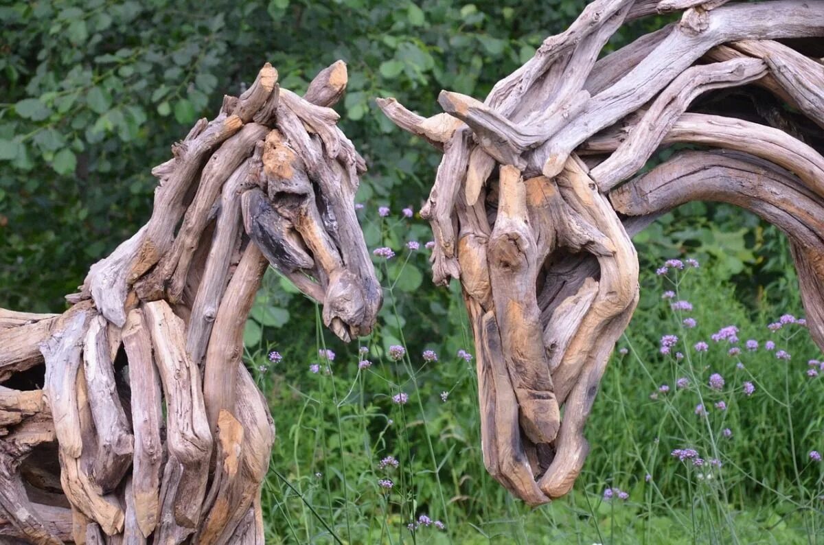 Поделки из стволов деревьев фото Садовые фигуры своими руками Unique garden decor, Diy yard decor, Unique gardens