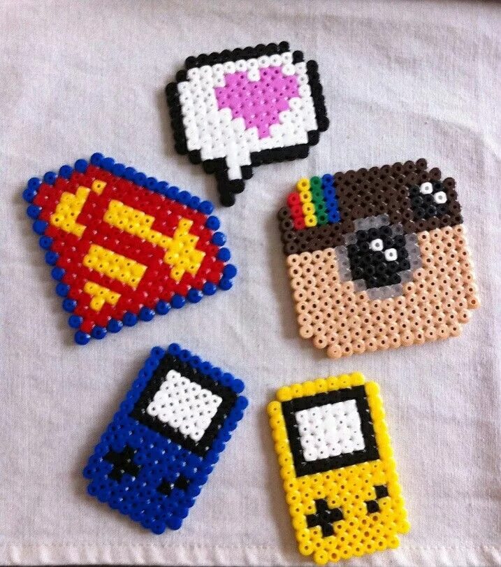 Поделки из термомозаики фото Фрески из плавленного бисера. Diy perler beads, Perler beads designs, Hama beads