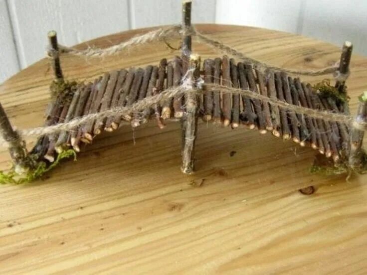 Поделки из веток своими руками фото How to Make A Fairy Garden Bridge 4 Simple Steps - Craft projects for every fan!
