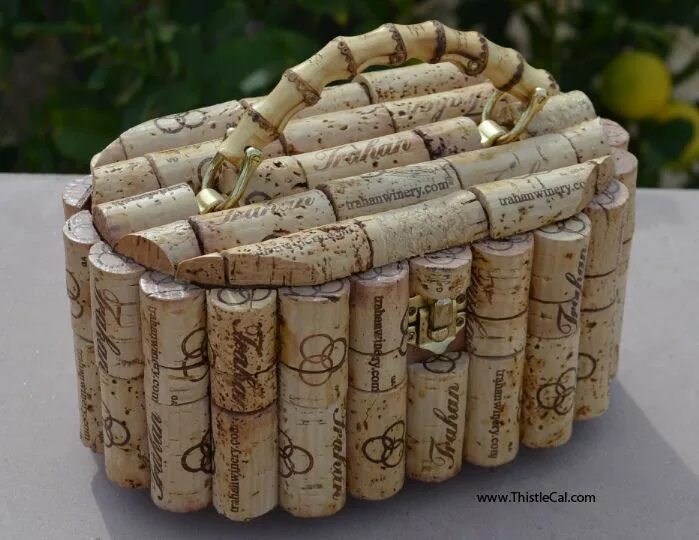 Поделки из винных пробок своими руками фото Large purse with winery exclusive corks - Trahan Winery, Napa Tappi di sughero, 