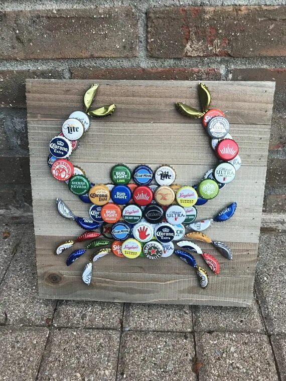 Поделки крышек фото Crab Bottle Cap Wall Hanging Beer cap crafts, Beer cap art, Bottle cap crafts