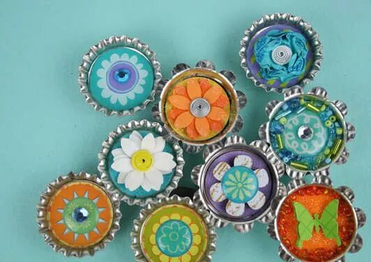 Поделки крышек фото Other: Bottle Cap Magnets using Fiskars Medium Lever Punches by Tania Willis #Cr