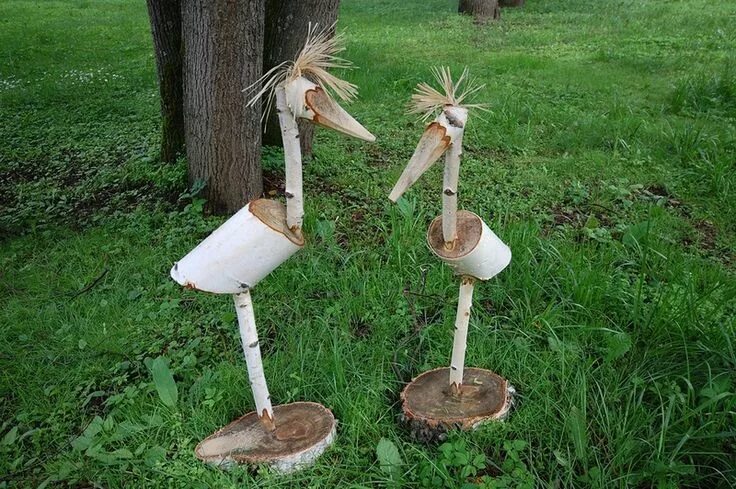 Поделки на дачу из дерева фото Скульптуры из березовых чурбаков. Поделки из деревянных спилов, Садовые украшени