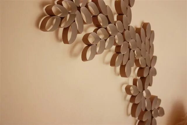 Поделки на стену своими руками фото 14 Toilet Paper Roll Crafts Toilet paper roll art, Toilet paper crafts, Paper ro
