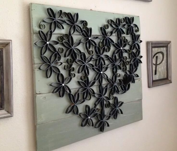 Поделки на стену своими руками фото Crafty heart heart... *ss* Toilettenrolle basteln, Gerolltes papier kunst, Klopa
