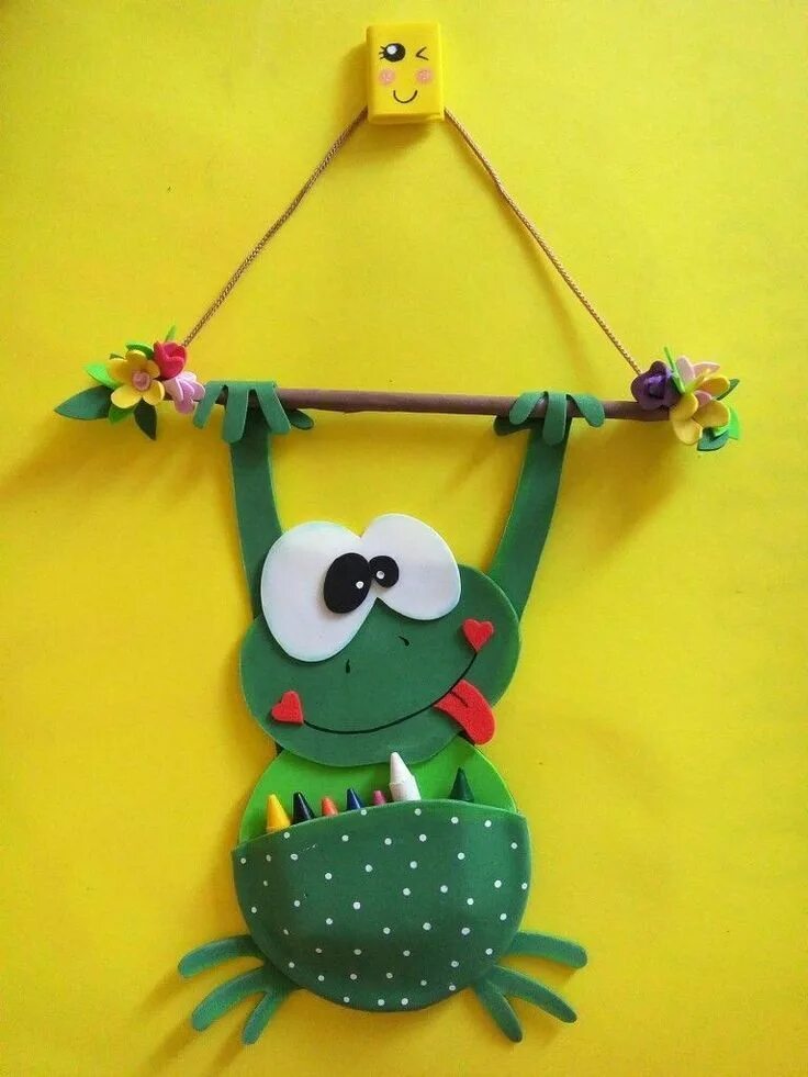 Поделки с детьми 6 лет фото Movil Gallinas De Tela E58 Felt crafts, Crafts, Crafts for kids