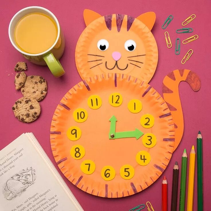 Поделки самоделки часы из бумаги Paper Plate Cat Clock craft activity guide Baker Ross Paper plate crafts for kid