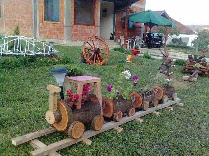 Поделки самоделки для лета Bau de ideias - Bau de ideias's Photos Flower pots, Creative planter, Log plante