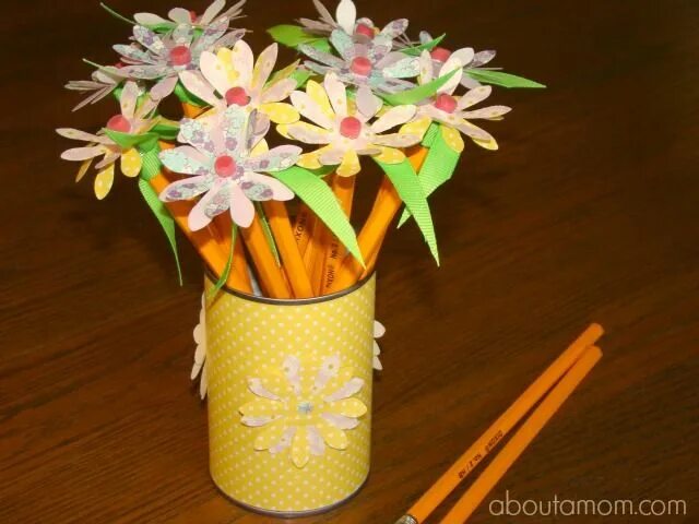 Поделки самоделки для учителя Back to School Teacher Gifts: Pencil Flowers Craft - About A Mom Diy teacher gif