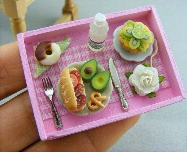 Поделки самоделки еда Торты │ Мастер-классы по лепке │ Мастика Miniature food, Miniature crafts, Barbi