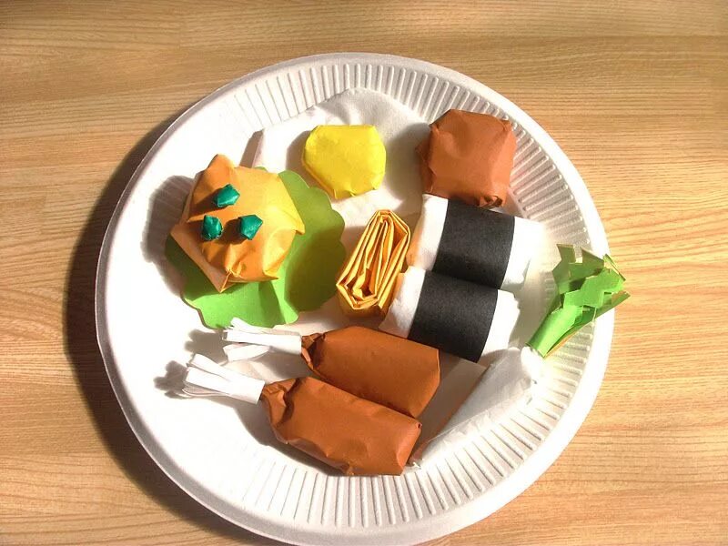 Поделки самоделки еда fun origami food Food crafts, Food themes, Kids nutrition