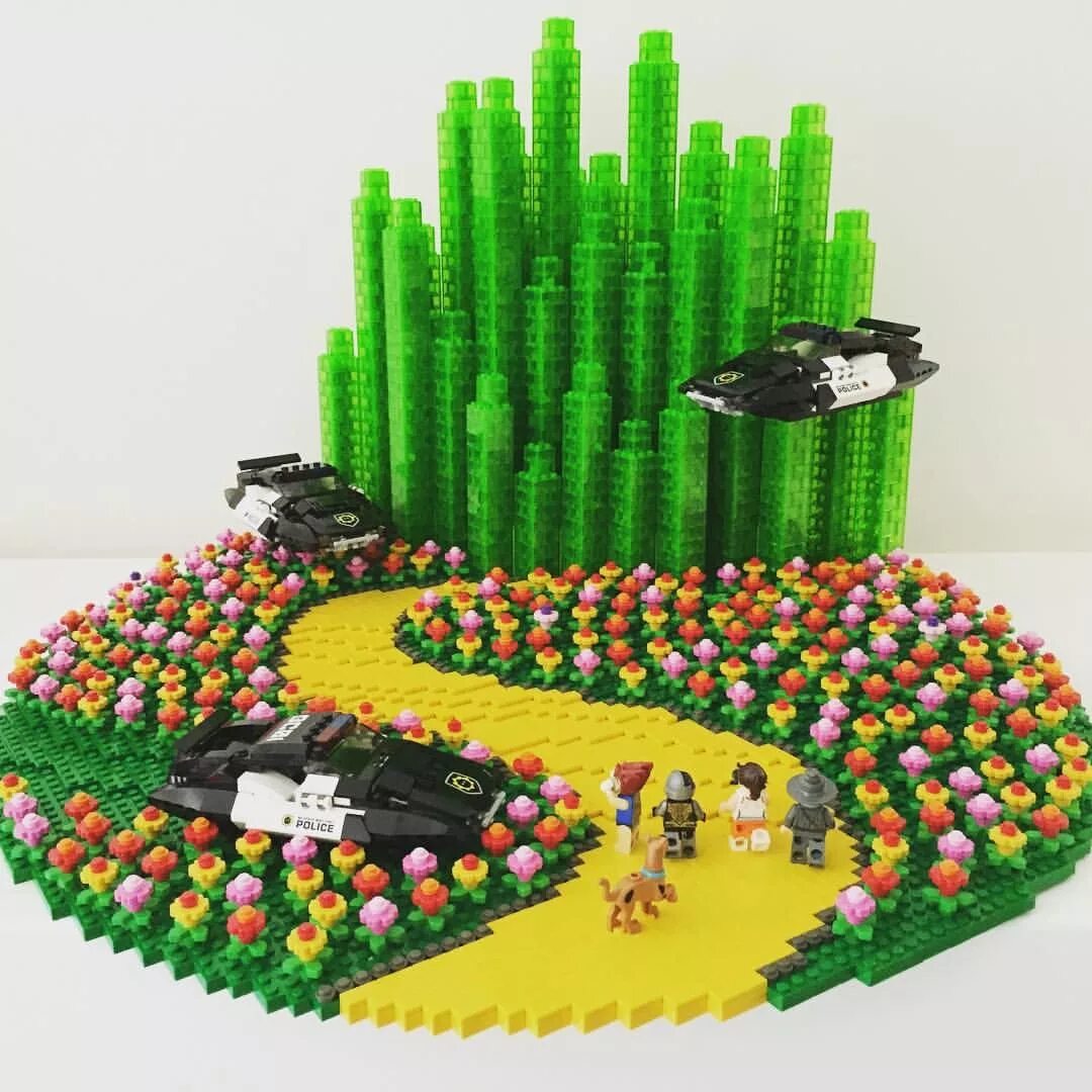 Поделки самоделки из лего 3,589 Likes, 52 Comments - Nathan Sawaya (@nathansawaya) on Instagram: "I'm foll