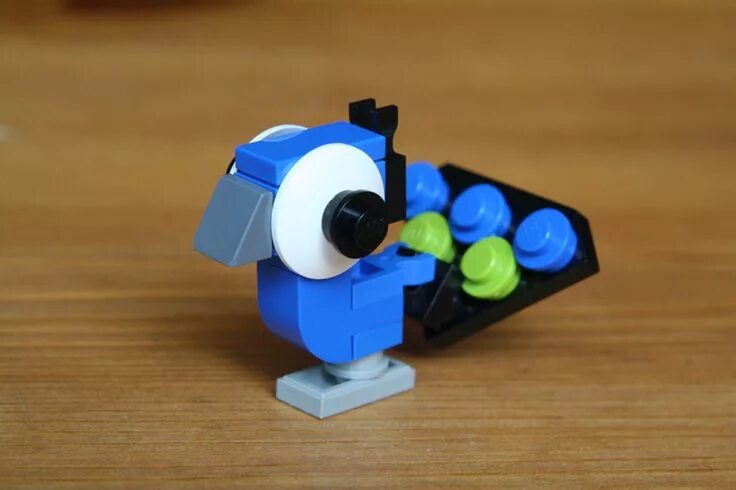 Поделки самоделки из лего Lego Peacock Micro lego, Lego toys, Lego creations