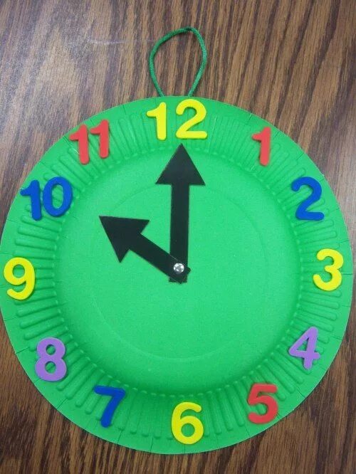 Поделки самоделки как сделать часы Cute homemade clock Paper plate crafts, Paper plate crafts for kids, Storytime c