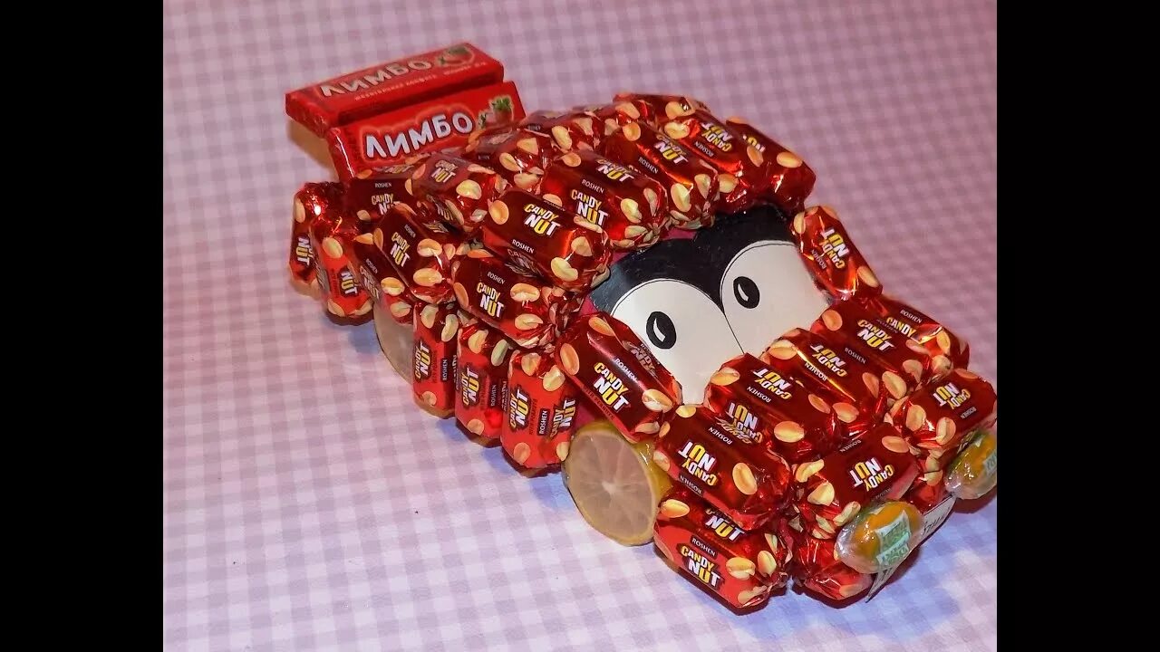 Поделки самоделки конфеты Мастер-класс Машинка из конфет Тачки 2 / DIY Car of sweets - YouTube