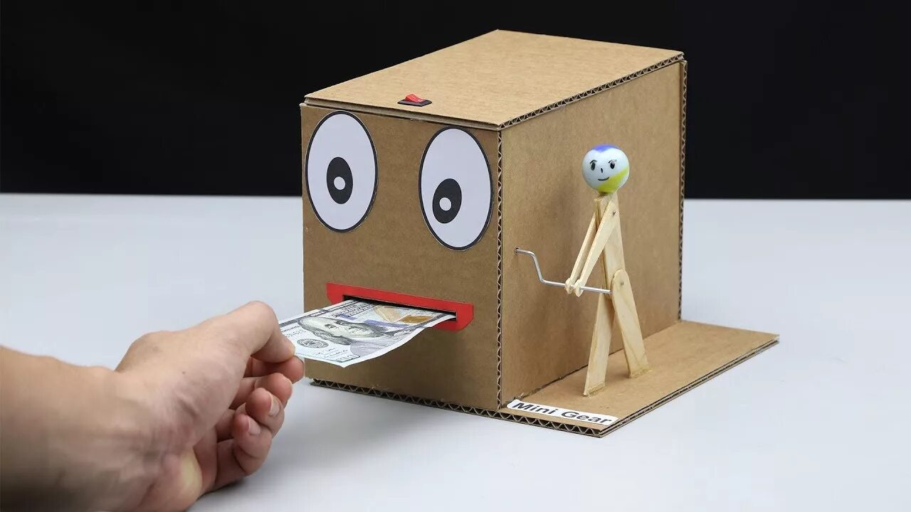 Поделки самоделки копилка Wow! Amazing DIY Personal Bank Saving Money - YouTube