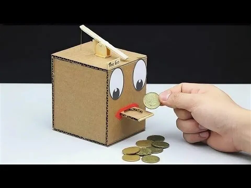 Поделки самоделки копилка How to Make a Box Eating Coin - Saving Coin Bank DIY - YouTube Diy coin bank, Pi