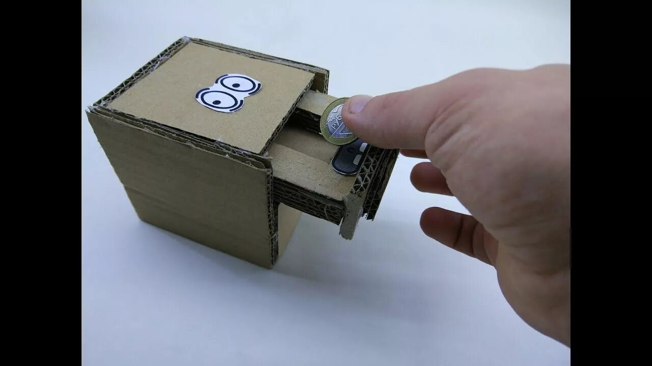 Поделки самоделки коробка How to make a money box with a secret from a cardboard - YouTube