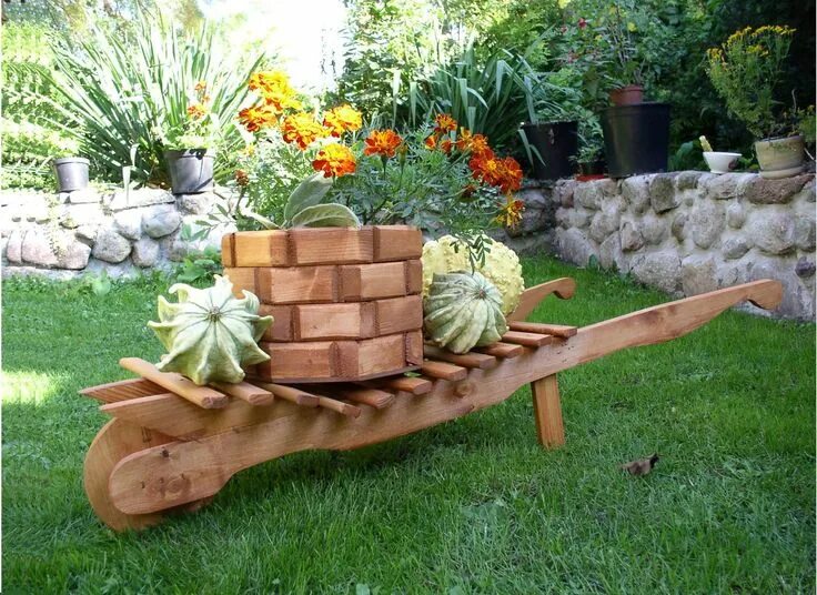 Поделки самоделки легкого и красиво First pin :) Garden decor, Garden deco, Garden floor