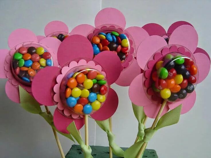 Поделки самоделки на день рождения Pin en DULCEROS Detalles con dulces, Artesanías de caramelo, Dulceros para fiest