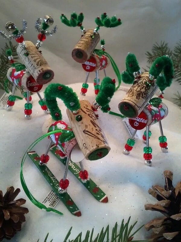 Поделки самоделки на новый год Festive Reindeer Craft for a Merry Christmas